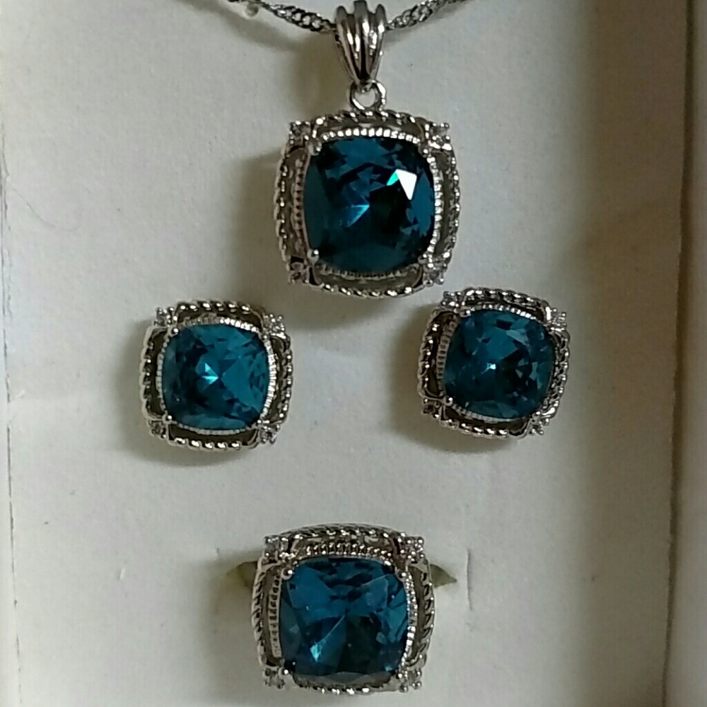 Earrings Necklace & Ring Set